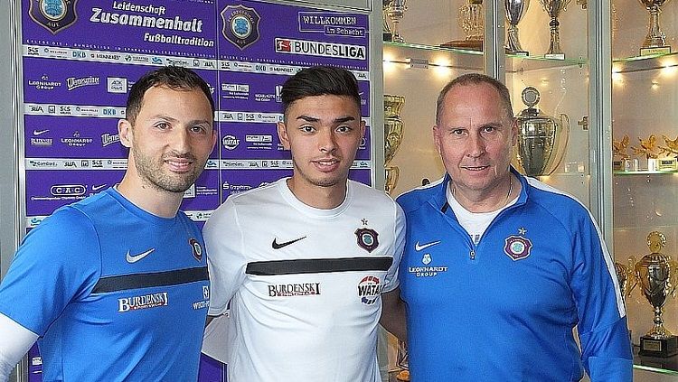 Gelandang Timnas Filipina, John-Patrick Strauss. Copyright: © FC Erzgebirge Aue