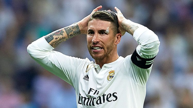 Kapten Real Madrid, Sergio Ramos, harus berurusan dengan hukum karena perkara pohon. Copyright: © Getty Images