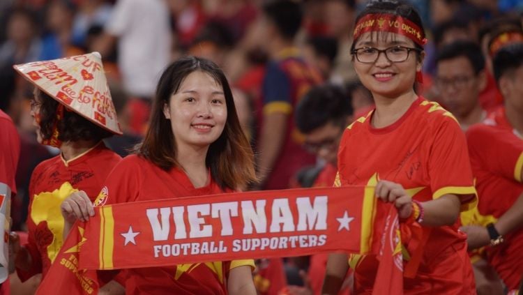Fans Cantik yang Mendukung Timnas Vietnam Copyright: © AFF Suzuki Cup