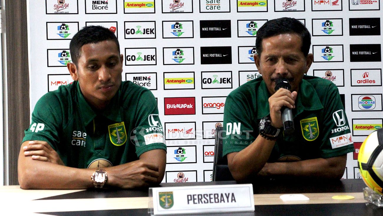 Djadjang Nurdjaman dan M Syaifuddin saat konfrensi pers. Copyright: © Fitra Herdian/Indosport.com