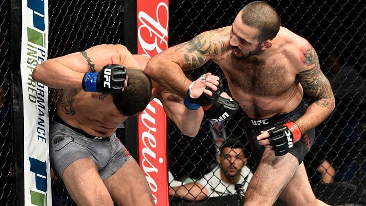Matt Brown memiliki pukulan siku yang menyakitkan Copyright: © UFC.com