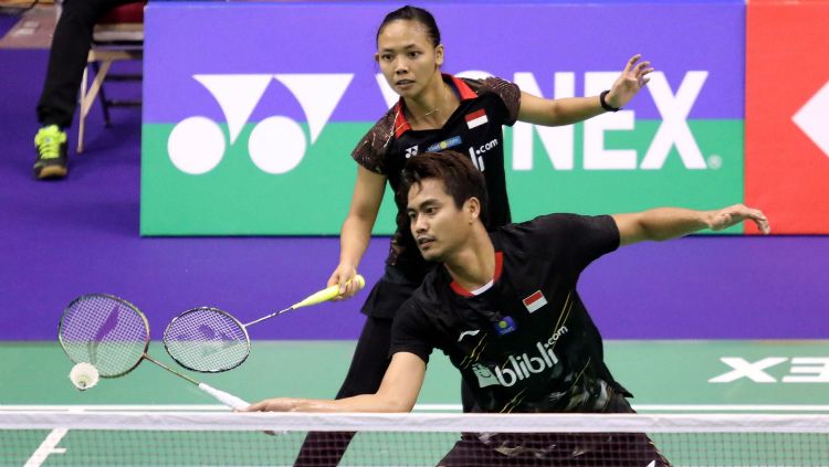 Tontowi Ahmad/Della Destiara Haris di debutnya dalam Hong Kong Open 2018. Copyright: © Badminton Indonesia