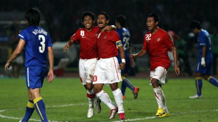 Selebrasi pemain Timnas Indonesia Bambang Pamungkas di Piala AFF 2010. Copyright: © Getty Images