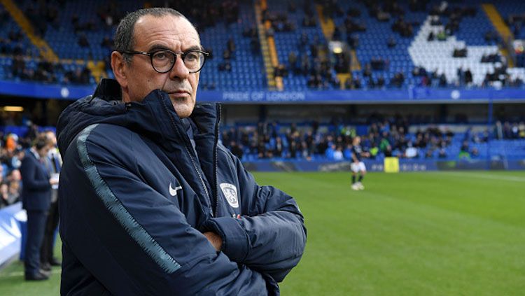 Maurizio Sarri sempat menyalahkan kondisi mental pemain setelah kalah dari Leicester City. Copyright: © Getty Images