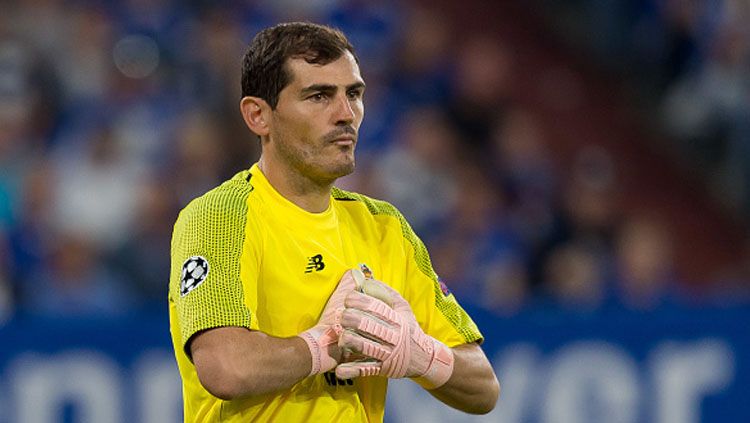 Iker Casillas, kiper FC Porto, masuk rumah sakit karena sakit jantung. Copyright: © Getty Images