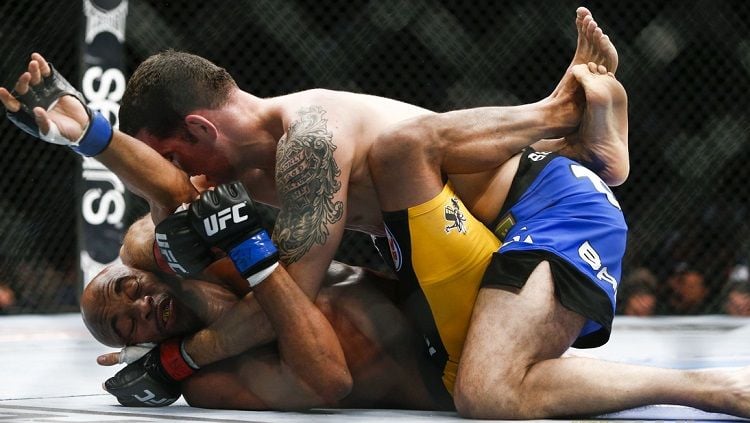 Chris Weidman vs Anderson Silva Copyright: © MMA Mania