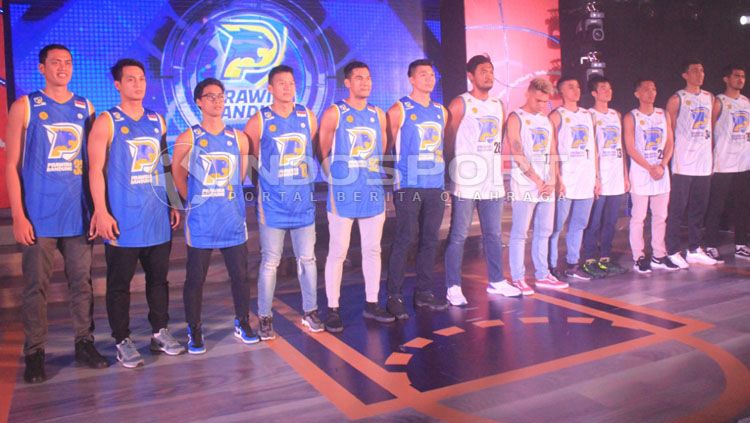 Prawira Bandung, salah satu tim basket IBL 2018/19. Copyright: © Arif Pisan/INDOSPORT