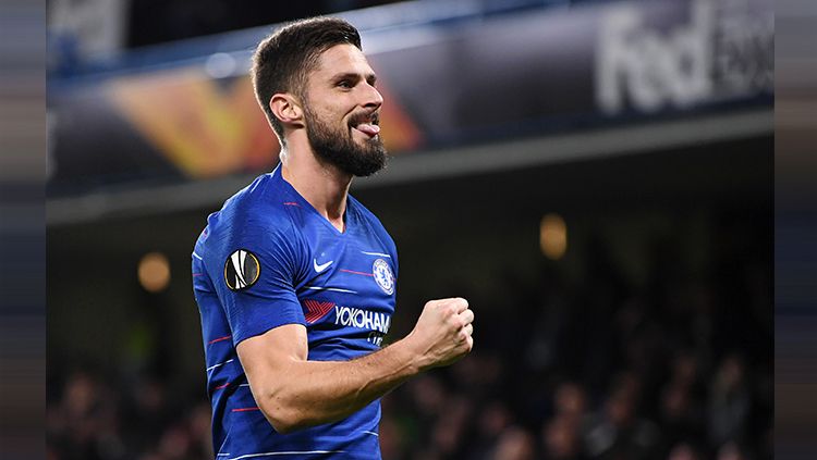 Selebrasi Olivier Giroud usai membobol gawang PAOK bersama Chelsea di fase Grup L Liga Europa 2018/19. Copyright: © Getty Images