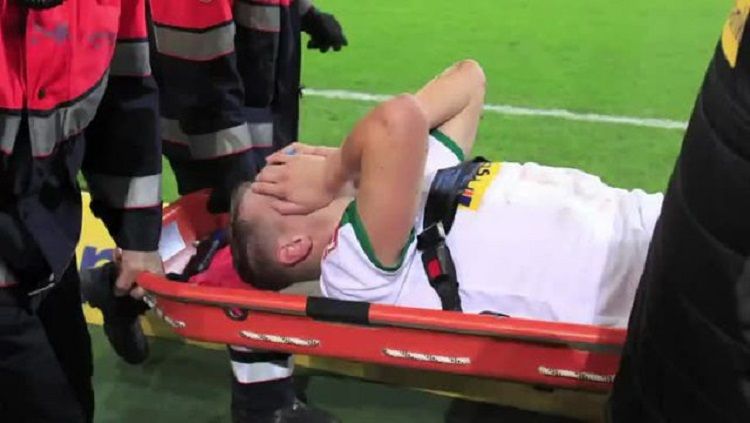 Matthias Ginter alami cedera horror Copyright: © T-Online