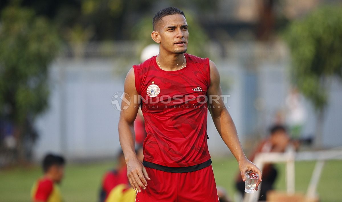 Gelandang Persija Jakarta, Renan Silva. Copyright: © Herry Ibrahim/INDOSPORT