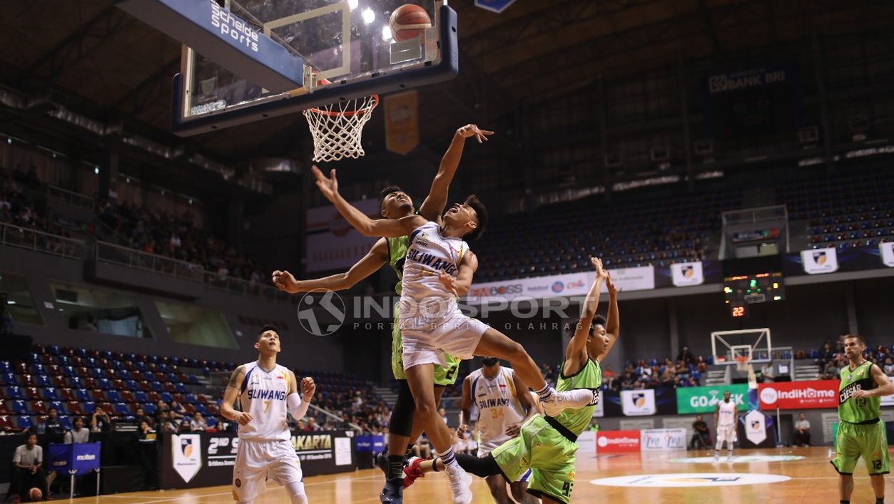 Pertandingan Bogor Siliwangi vs Pacific Caesar seri kedua IBL Pertamax 2018-2019 di Britama Arena Mahaka Square Kelapa Gading Jakarta Utara, Sabtu (8/12). Copyright: © Petrus Manus DaYerimon/Soicaumienbac.cc