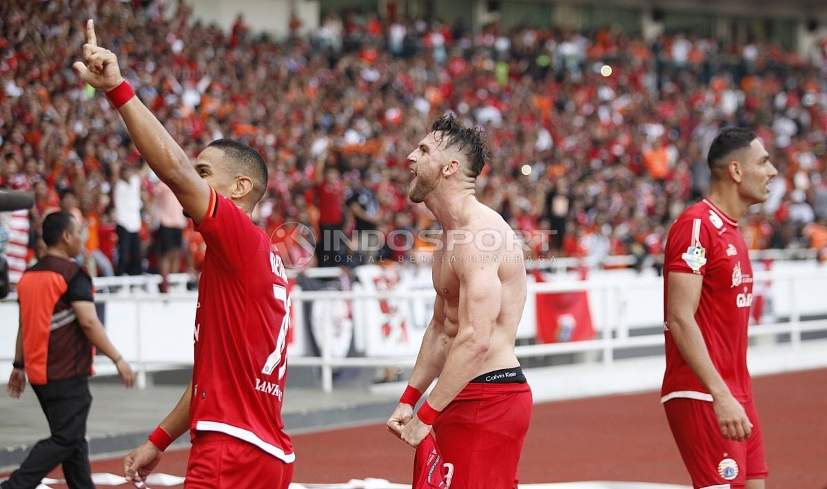 Selebrasi Marko Simic saat laga antara Persija Jakarta vs Mitra Kukar di Liga 1 2018. Copyright: © Herry Ibrahim/Indosport.com