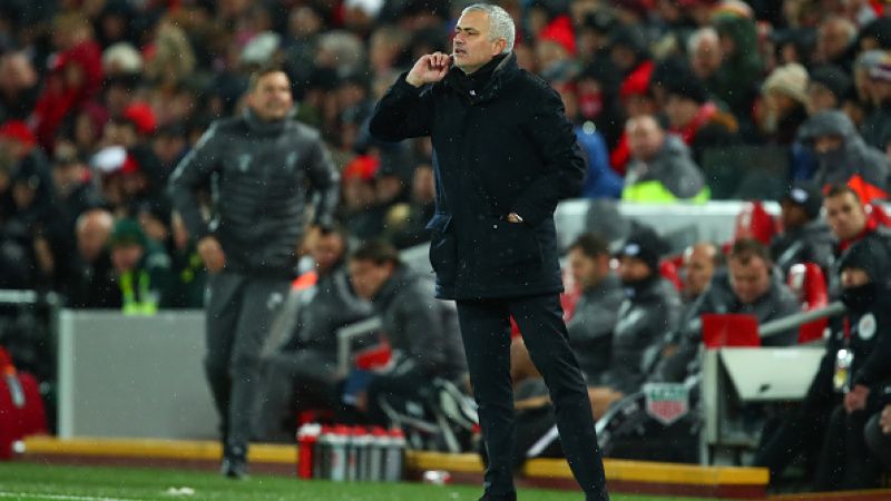 Jose Mourinho di laga melawan Liverpool Copyright: © Getty Images
