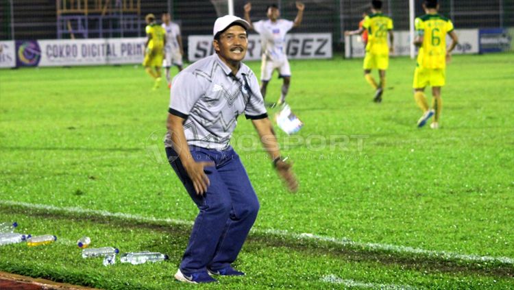 Pelatih PSCS Cilacap, Jaya Hartono. Copyright: © Ronald Seger Prabowo/INDOSPORT