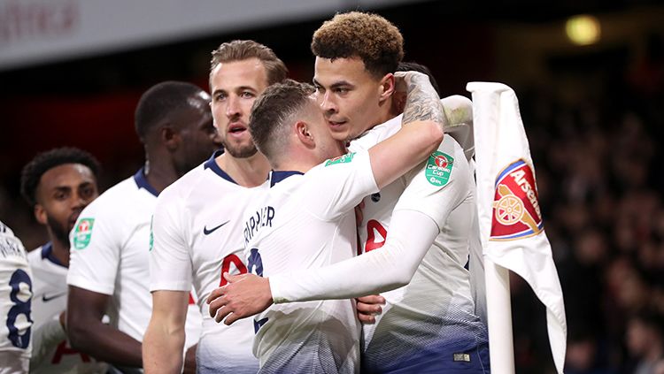 Dele Alli berselebrasi usai mencetak gol ke gawang Arsenal. Copyright: © Alex Morton/Getty Images