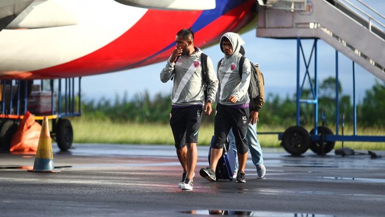 Tim PSM Makassar tiba di Ternate pagi tadi Copyright: © Media PSM Makassar