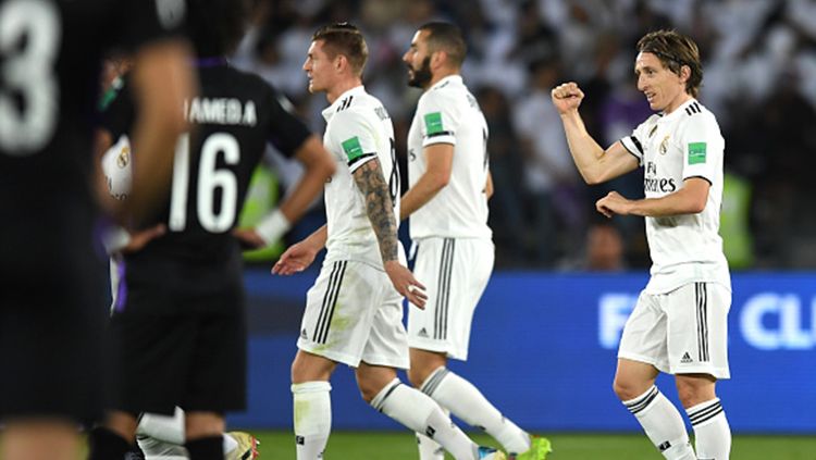 Luka Modric berselebrasi usai mencetak gol ke gawang Al Ain. Copyright: © FIFA/FIFA via Getty Images)
