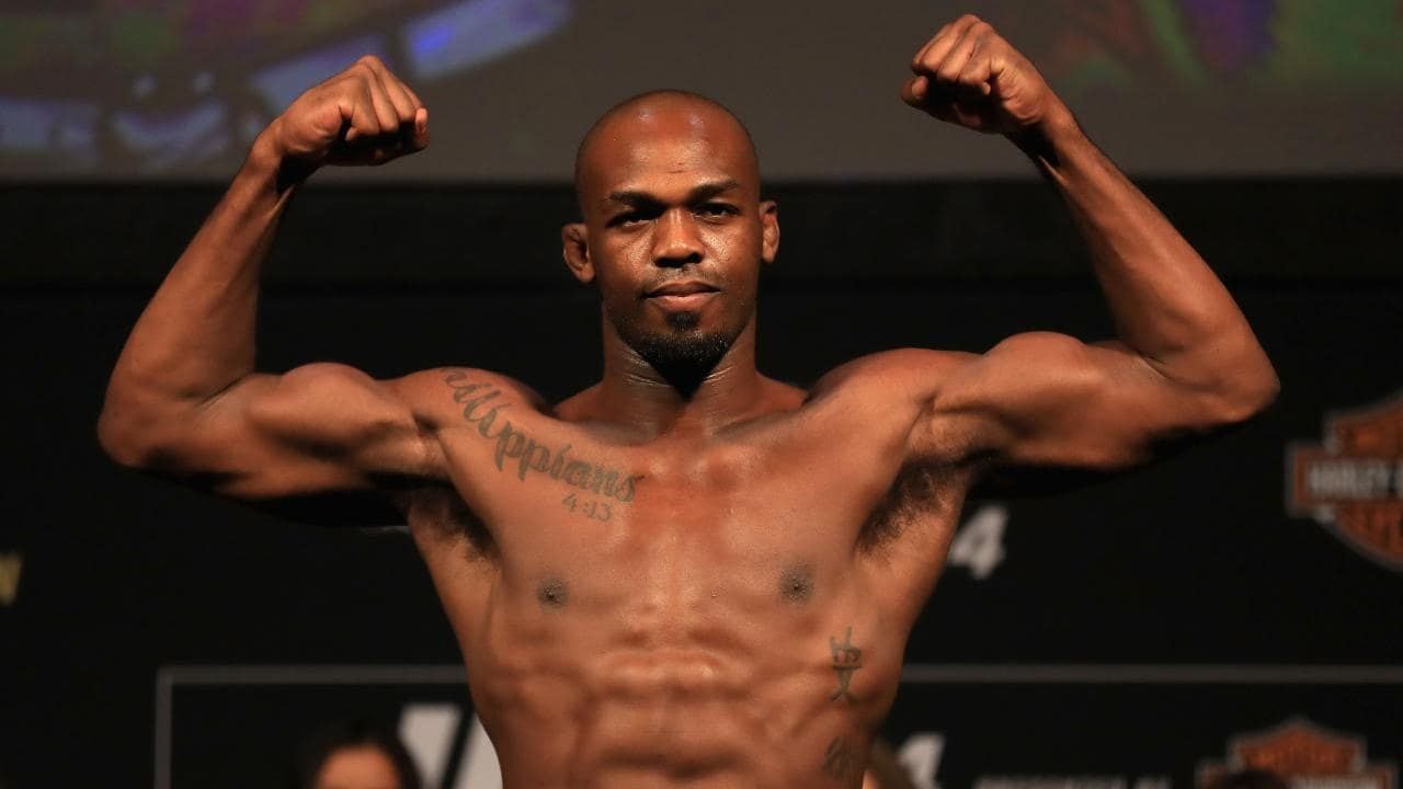 Petarung MMA kontrversial Jon Jones yang terlibat kasus 'keanehan' pada hasil tes narkoba jelang duel UFC 232 Copyright: © ESPN