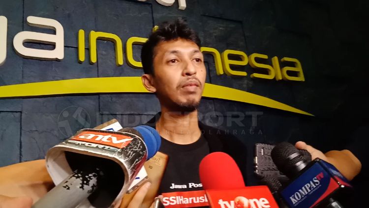 Muhammad Ilham, pemilik salah satu akun medsos yang dipanggil Komdis PSSI, Sabtu (29/12/18). Copyright: &copy; Shintya Maharani/INDOSPORT