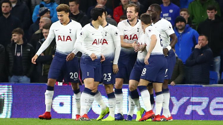Para pemain Tottenham Hotspur melakukan selebrasi Copyright: © Getty Images