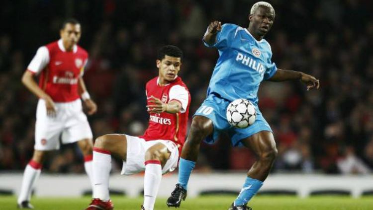 Arouna Kone saat membela PSV. Copyright: © Getty Images