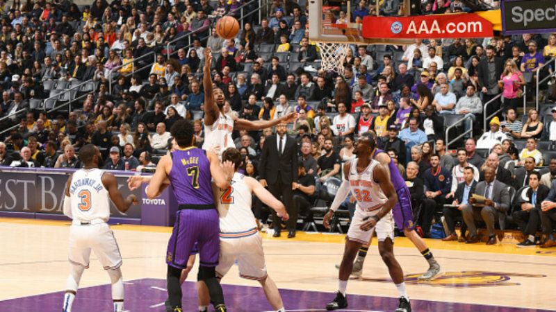 Suasana pertandingan LA Lakers vs Phoenix Suns. Copyright: © Getty Images