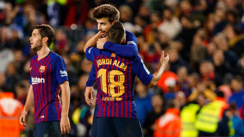 Jordi Alba dan Gerard Pique, 2 bintang Barcelona. Copyright: © Getty Images