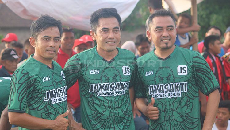 Dari kiri Yohanes Yuniantara, Seto Nurdiyantoro, Fajar Listiyantoro Copyright: &copy; Ronald Seger Prabowo/INDOSPORT
