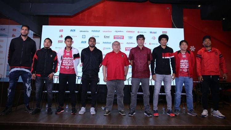 Bali United memperkenalkan skuat dan pelatih baru dalam menyambut Liga 1 2019, Senin (14/01/19). Copyright: © Media Bali United