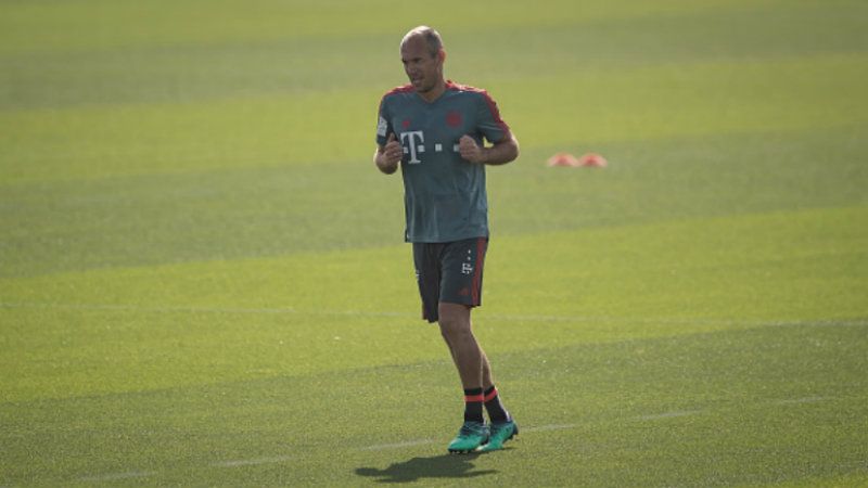 Arjen Robben, gelandang serang Bayern Munchen saat sedang berlatih seorang diri. Copyright: © INDOSPORT
