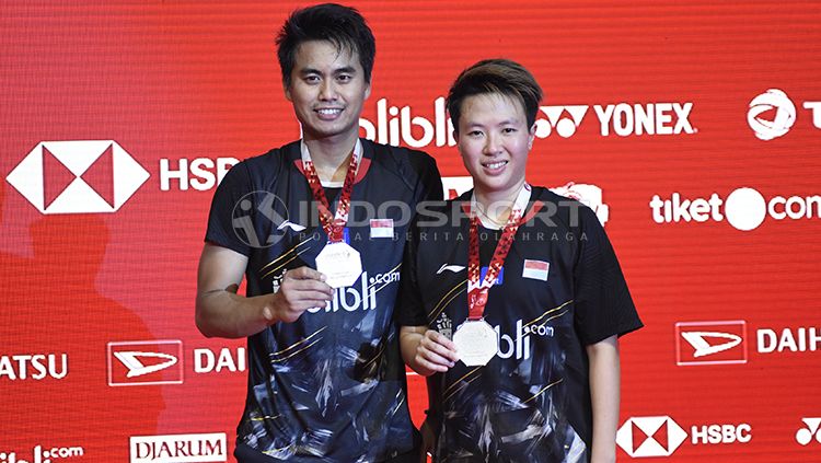 Jauh sebelum begitu hebat bersama Liliyana Natsir, karier Tontowi Ahmad pernah ditemani oleh sejumlah pebulutangkis yang menjadi pasangannya. Copyright: © INDOSPORT/Herry Ibrahim