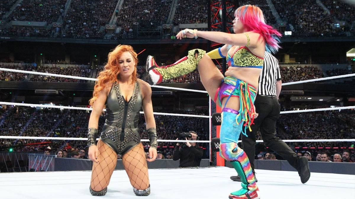 Pegulat Irlandia Becky Lynch saat kalah ditundukkan Asuka Copyright: &copy; Sport Mirror