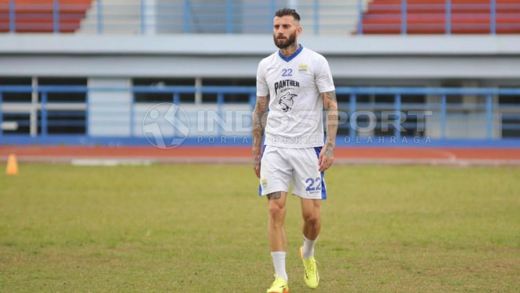 Bojan Malisic di SPOrT Jabar, Arcamanik, Kota Bandung, Senin (28/01/2019). Copyright: © Arif Rahman/INDOSPORT