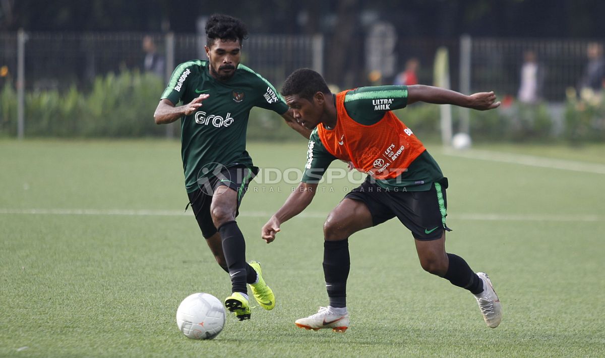 Kalteng Putra boyong gelandang Timnas Indonesia U-23 ke Liga 2, Billy Keraf, jelang lawan Persiba Balikpapan pada Sabtu (14/03/20). Copyright: © Herry Ibrahim/INDOSPORT