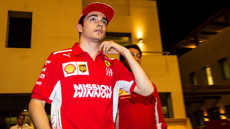 Pembalap Scuderia Ferrari, Charles Leclerc, mengatakan bahwa dirinya ingin mengalahkan rekannya, Sebastian Vettel, dalam perebutan gelar juara dunia Formula 1. Copyright: © GettyImages