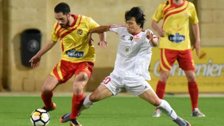 Pemain Persela Kei Hirose kala memperkuat klub Malta Lija Athletic. Copyright: © Times of Malta