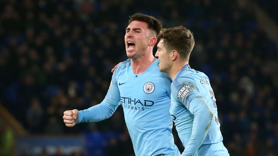 Aymeric Laporte (kiri) mengalami cedera dan tidak bisa tampil saat Manchester City kembali melawan Real Madrid di ajang Liga Champions. Copyright: © GettyImages