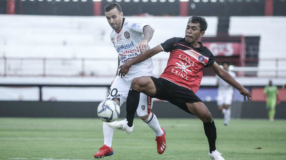 Paulo Sergio dalam laga uji coba Bali United vs Undiksha FC, sabtu (09/02/19). Copyright: © baliutd.com