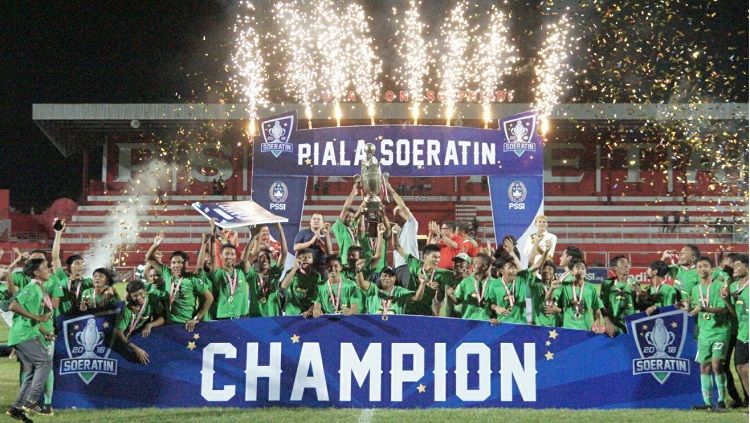 Persebaya U-17 menjuarai Piala Soeratin 2019. Copyright: © Ian Setiawan/INDOSPORT