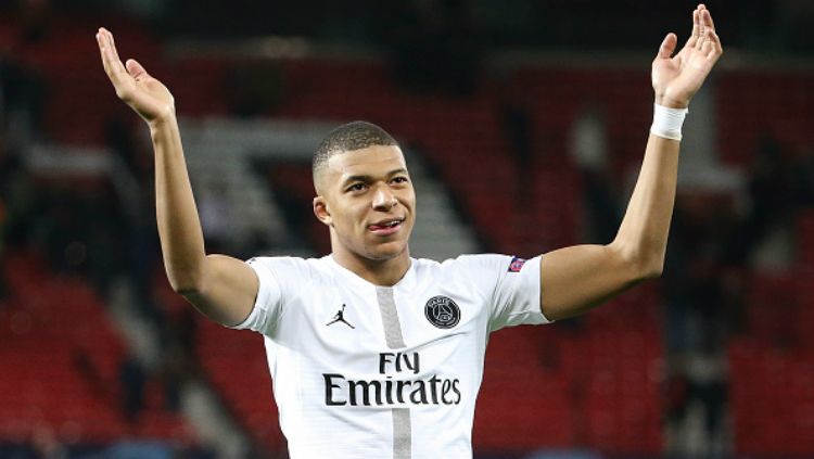 Kylian Mbappe dalam laga Manchester United vs PSG. Copyright: © GettyImages