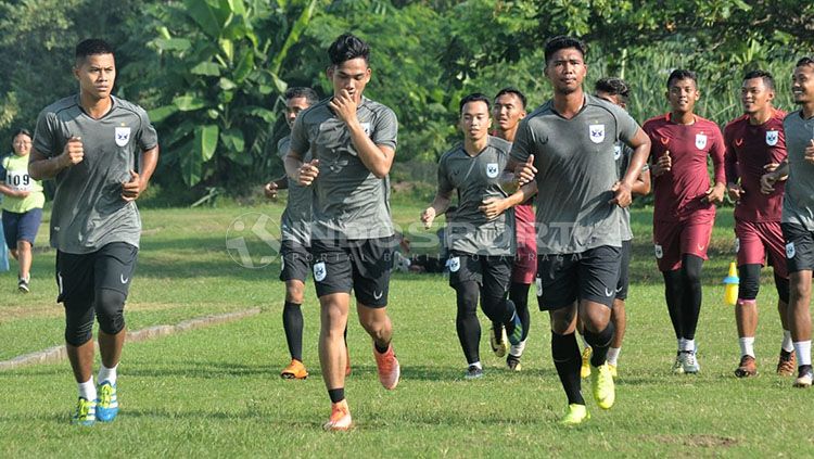 Setelah lebaran, para pemain PSIS Semarang akan diberi materi yang menguji apakah mereka menjalankan tugas dari tim pelatih dengan benar. Copyright: © Ronald Seger Prabowo/INDOSPORT