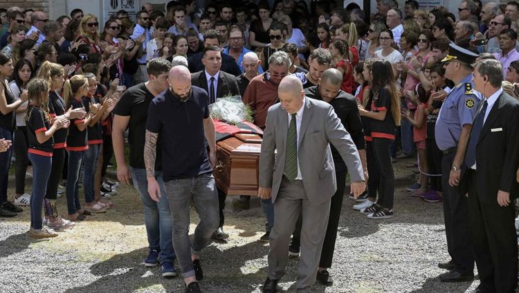 Pemakaman Emiliano Sala berlangsung di Argentina Copyright: © www.thenational.ae