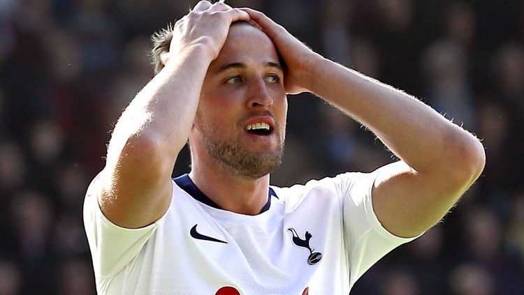 Harry Kane tidak bermain di laga Tottenham Hotspur vs Manchester City dalam leg kedua perempatfinal Liga Champions 2018/19 akibat cedera. Copyright: © Sky Sports