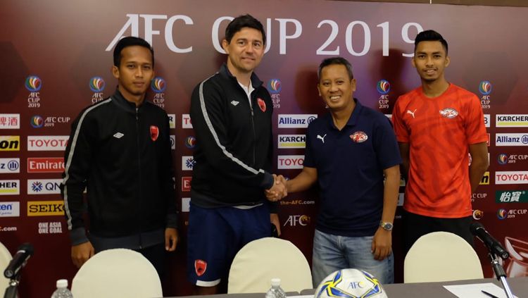 Jumpa pers jelang laga Home United vs PSM Makassar Copyright: © Media PSM