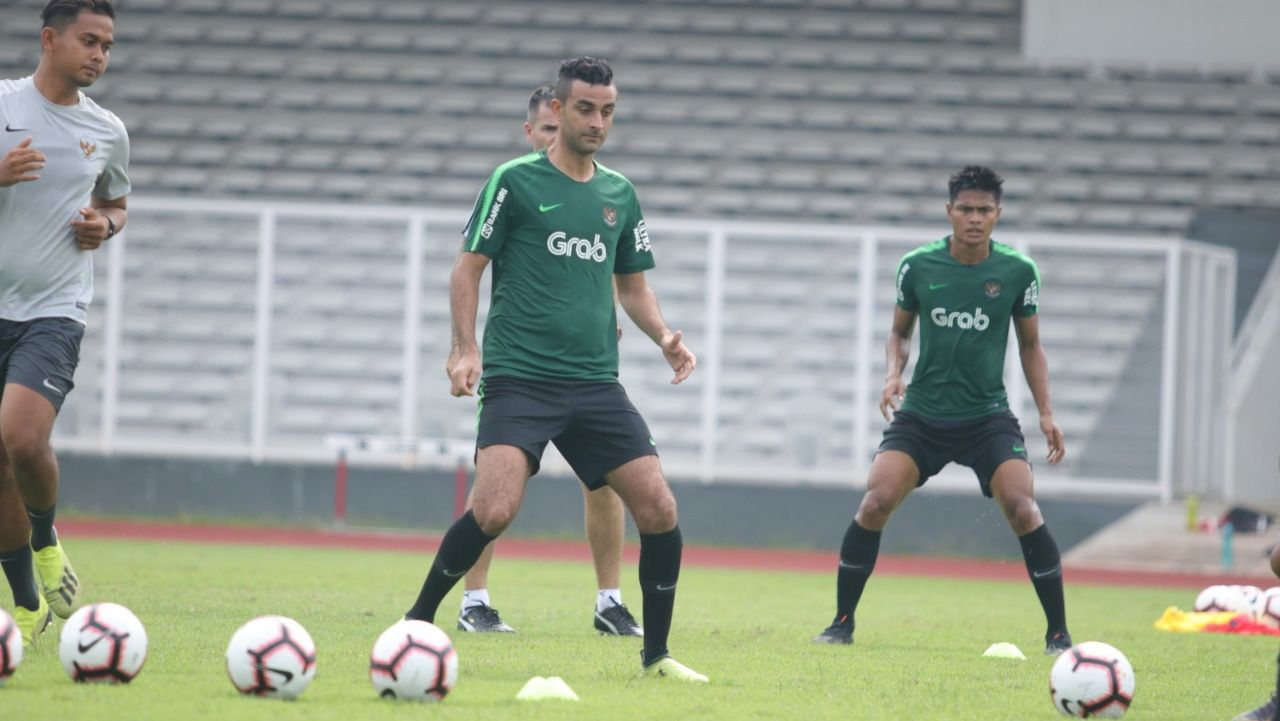 Bek naturalisasi Otavio Dutra dipastikan bergabung ke timnas Indonesia jelang matchday 4 Kualifikasi Piala Dunia 2022 Grup G, Selasa (15/10/19). Copyright: © PSSI/Naufal Laudza Hidayat