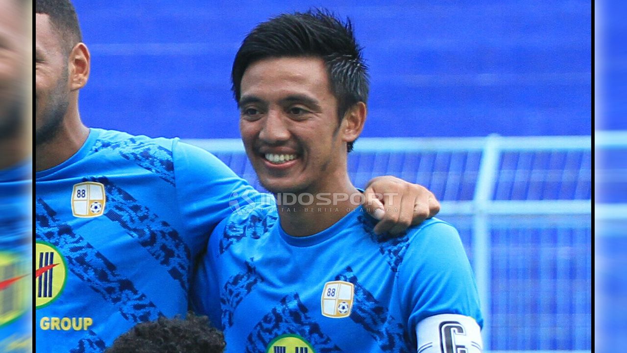 Bayu Pradana menunjukkan jiwa besarnya dalam menyikapi pemanggilan tim nasional. Copyright: © Ian Setiawan/Indosport.com