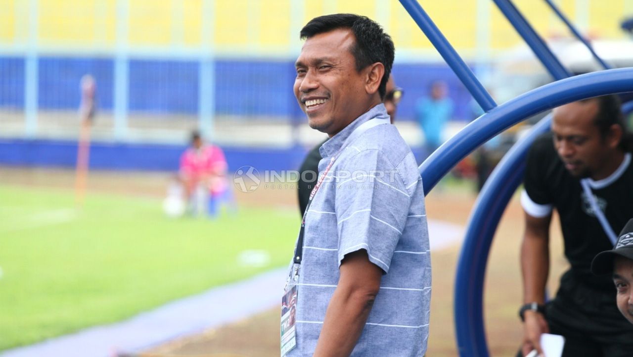 Pelatih Persita Tangerang, Widodo Cahyono Putro, menyatakan akan melakukan evaluasi total usai babak penyisihan grup Wilayah Barat Liga 2 2019. Copyright: © Ian Setiawan/Indosport.com