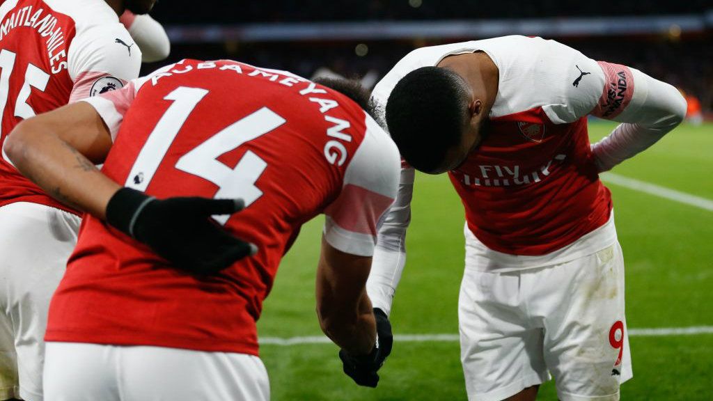 Selebrasi Gol Aubameyang di laga Arsenal vs Manchester United, Senin (11/03/19). Copyright: © BBC