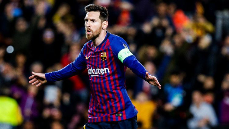 Selebrasi Lionel Messi usai mencetak gol buat Barcelona. Copyright: © Twitter
