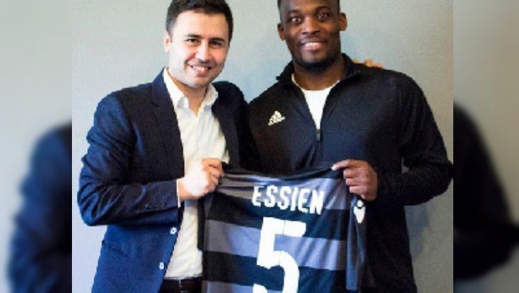 Michael Essien resmi bergabung dengan klub yang berlaga di Azerbaijan Premier League, Sabail FC. Copyright: © www.ghanaweb.com
